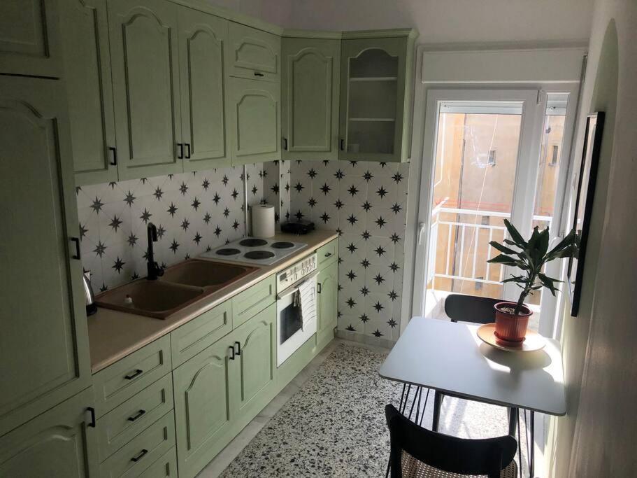 2 Mon-Keys Apartment Thessaloníki Ngoại thất bức ảnh